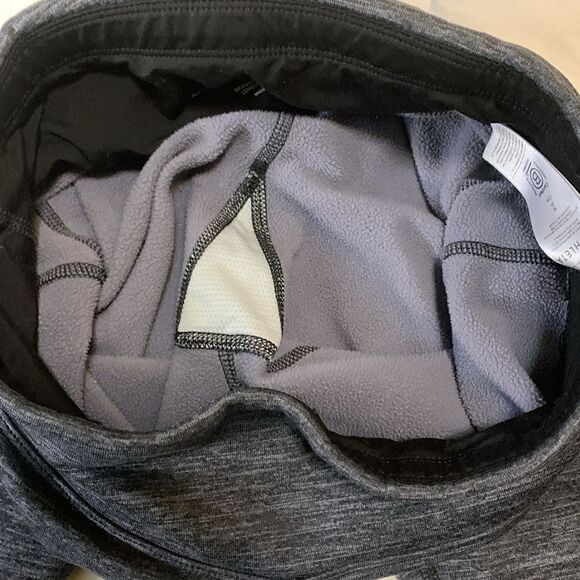 ATHLETA, ALTITUDE TIGHT IN POLARTECH,. Near new, SP - Picture 3 of 13